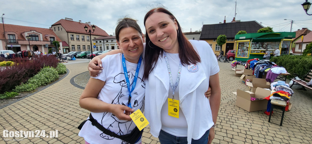 Kiermasz pełen dodatków i ubrań w Piaskach. Dla Zuzi