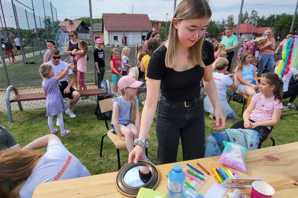 Dzień Dziecka w Piaskach i festyn dla Zuzi w SP 5 Gostyń
