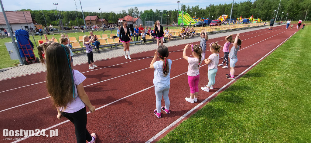 Dzień Dziecka w Piaskach i festyn dla Zuzi w SP 5 Gostyń