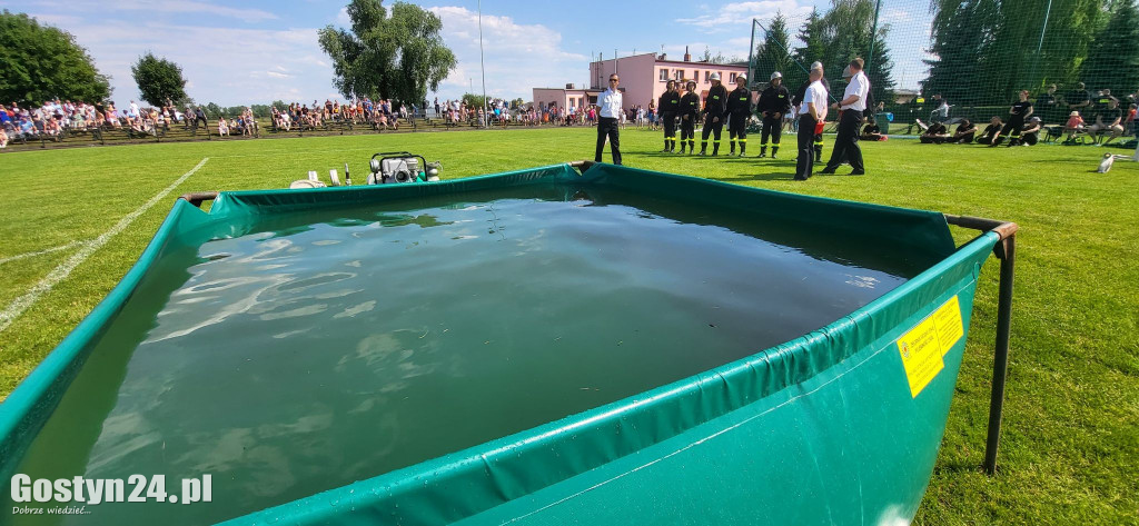 Zawody sportowo - pożarnicze w Poniecu