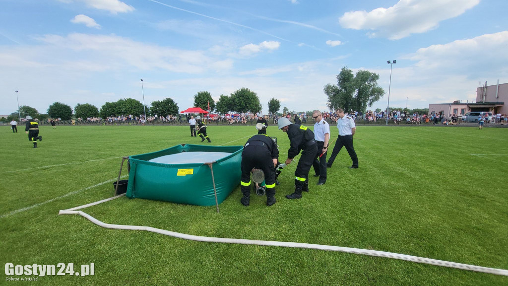Zawody sportowo - pożarnicze w Poniecu