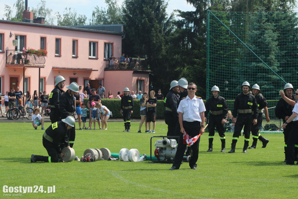 Zawody sportowo - pożarnicze w Poniecu