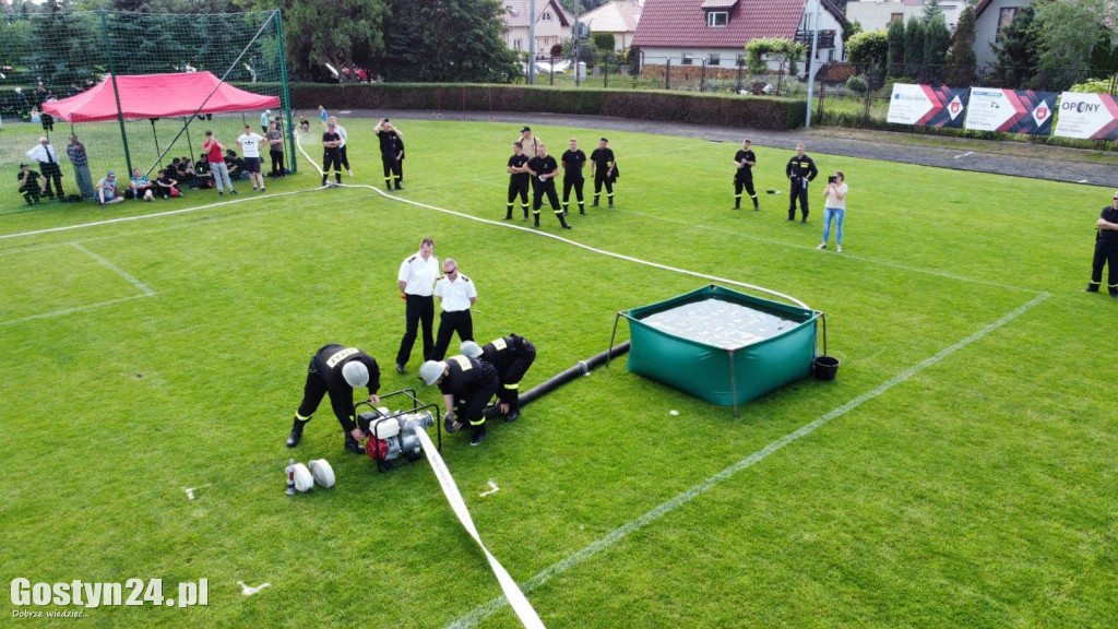 Zawody sportowo - pożarnicze w Poniecu