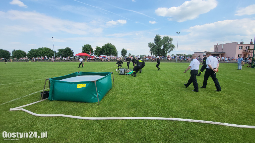 Zawody sportowo - pożarnicze w Poniecu