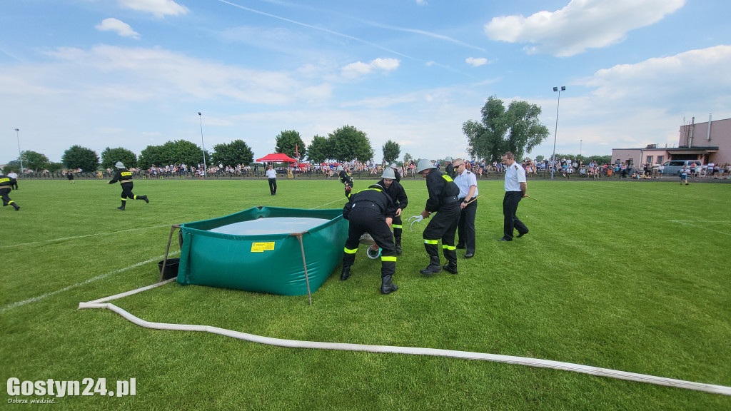 Zawody sportowo - pożarnicze w Poniecu