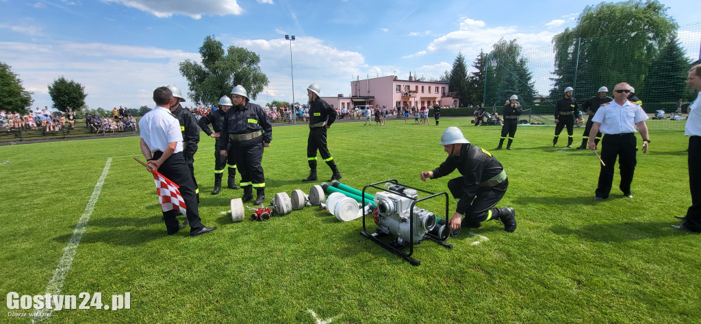 Zawody sportowo - pożarnicze w Poniecu