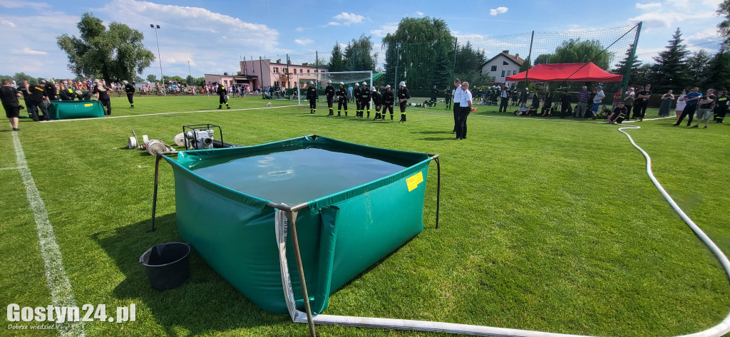 Zawody sportowo - pożarnicze w Poniecu