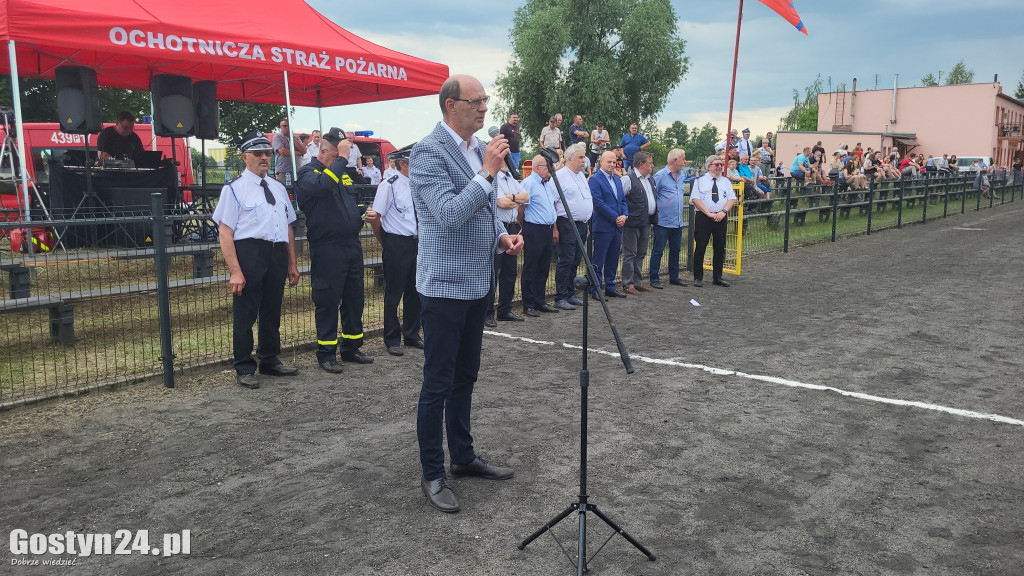 Zawody sportowo - pożarnicze w Poniecu