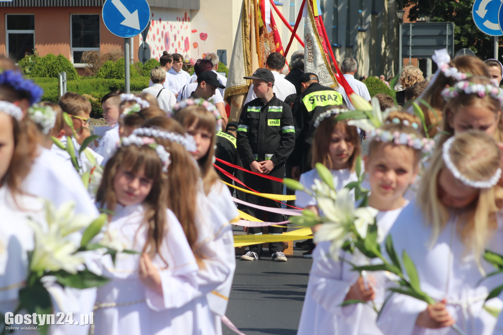 Procesja Bożego Ciała ulicami Gostynia