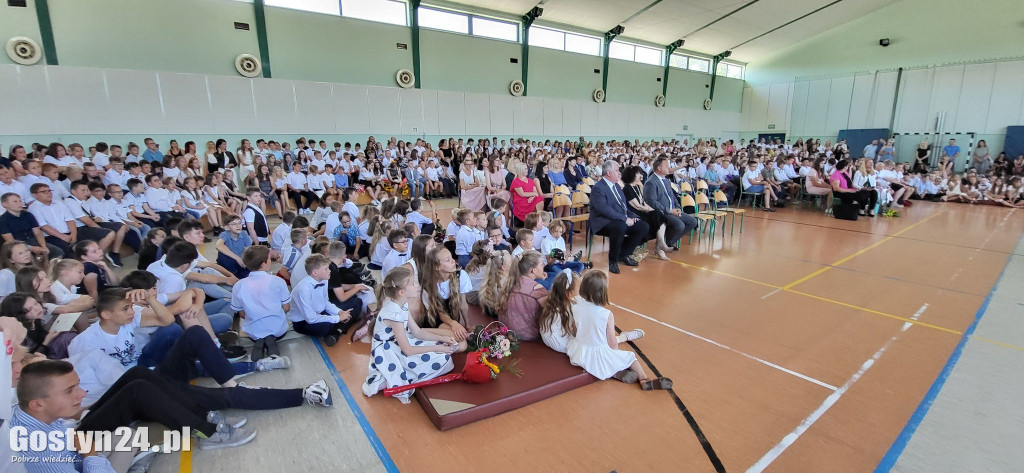 Zakończenie roku szkolnego w gostyńskiej Jedynce