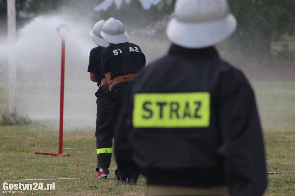 Zawody strażackie na stadionie w Daleszynie