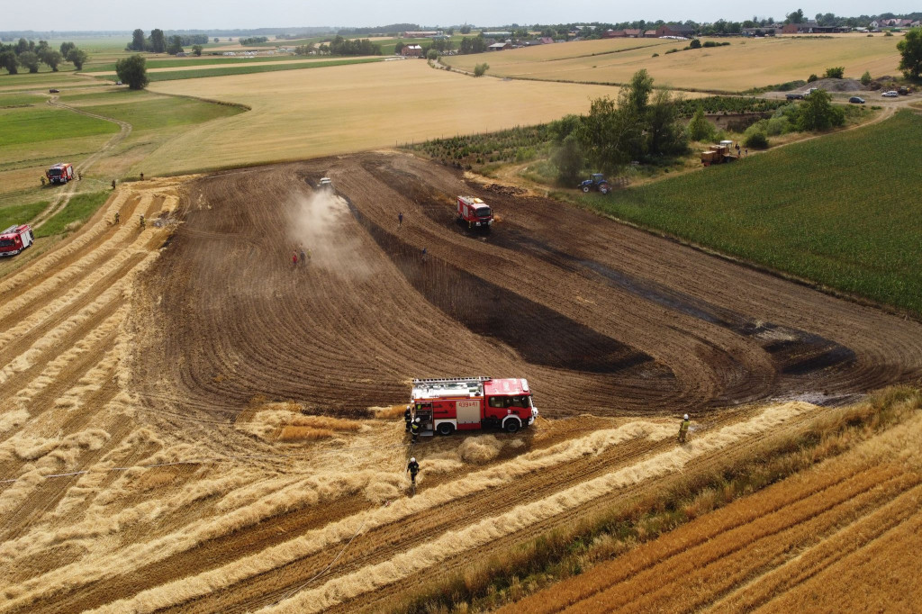 Pożary na polach w Bukownicy i Grodnicy