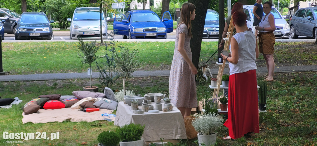 Kulturalny piknik w gostyńskich plantach