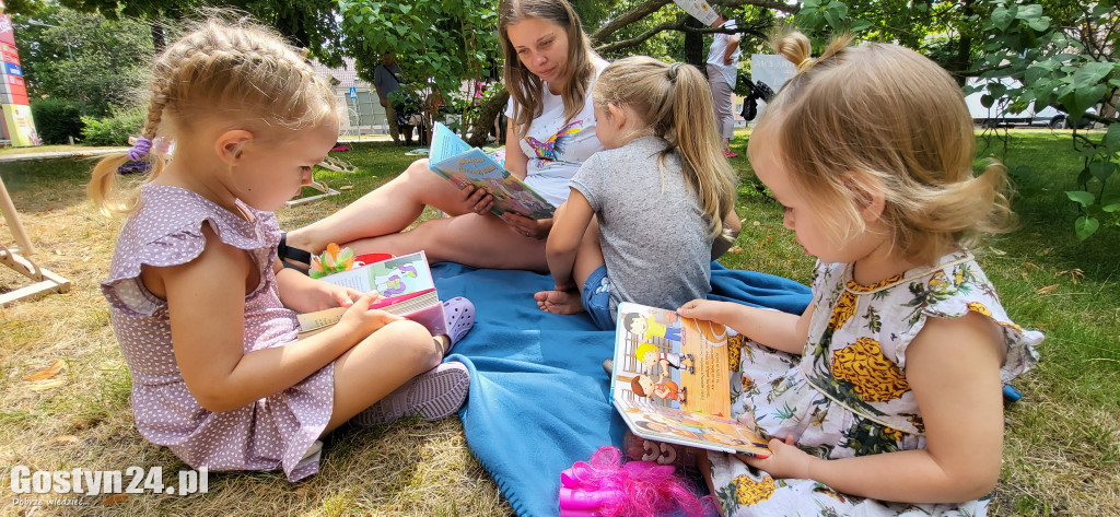 Kulturalny piknik w gostyńskich plantach
