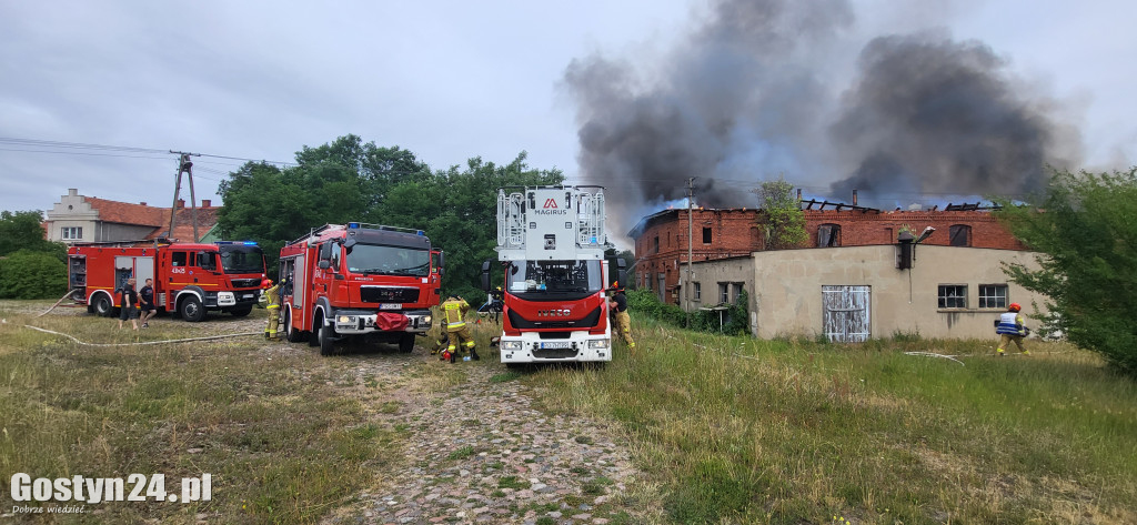 Ogromny pożar w Drzęczewie Drugim