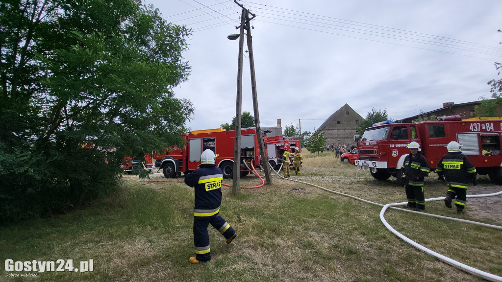 Ogromny pożar w Drzęczewie Drugim