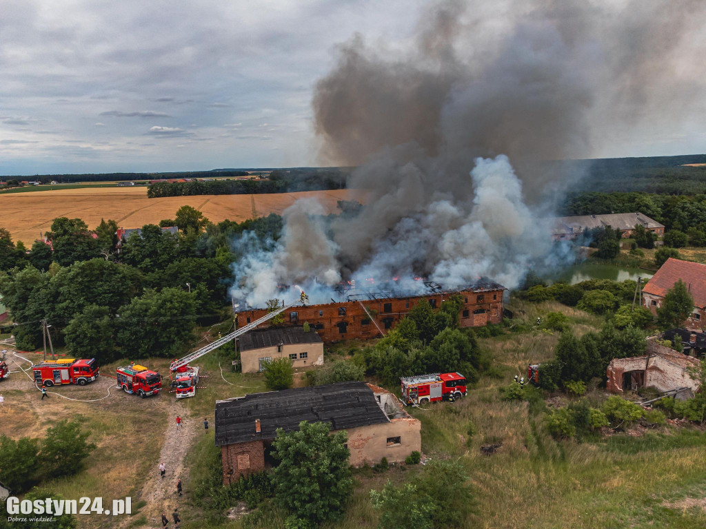 Ogromny pożar w Drzęczewie Drugim