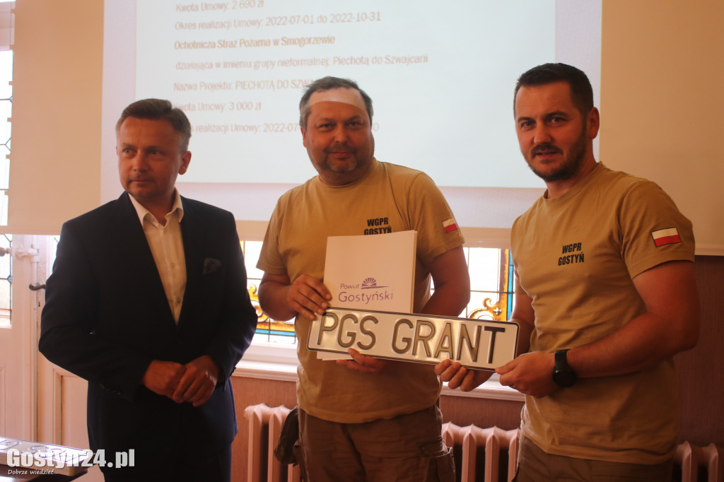 Po dwóch latach reaktywowano Program Grantów Społecznych