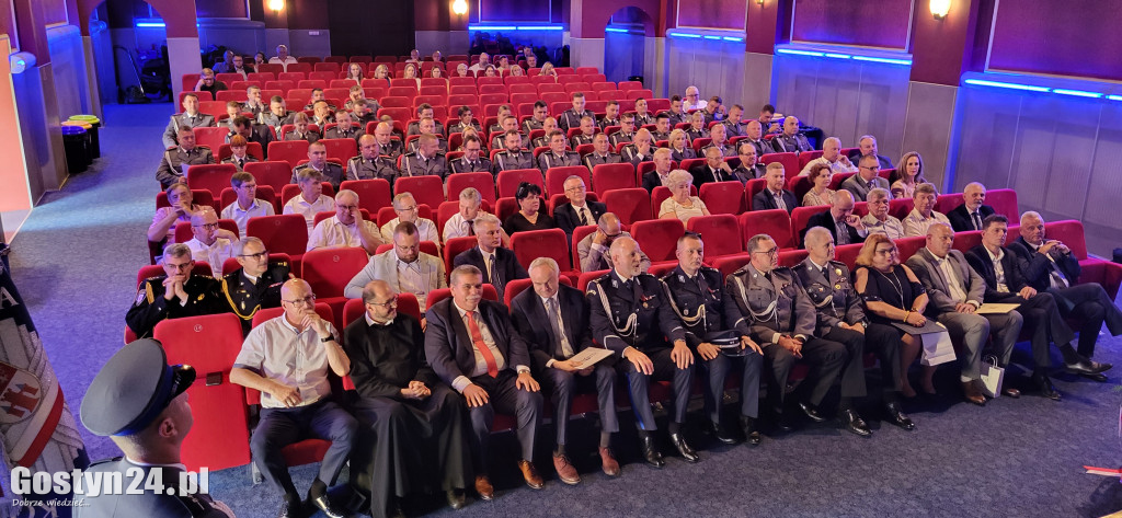 Święto policji w gostyńskim kinie