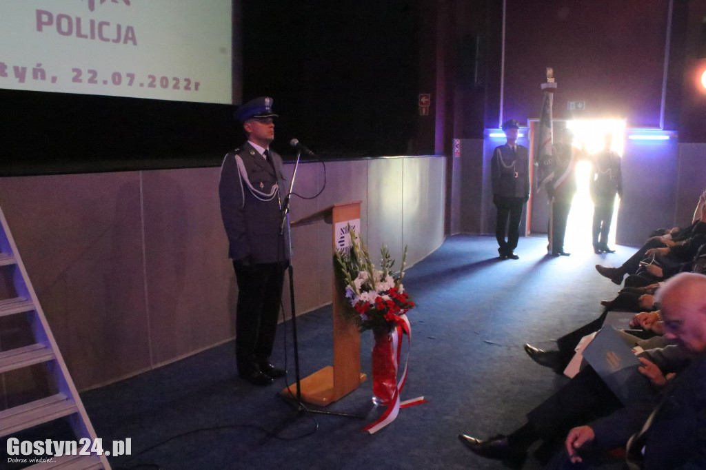 Święto policji w gostyńskim kinie