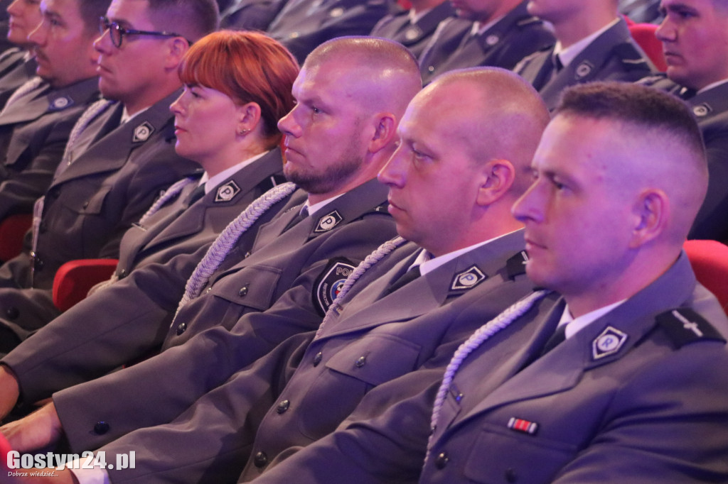 Święto policji w gostyńskim kinie