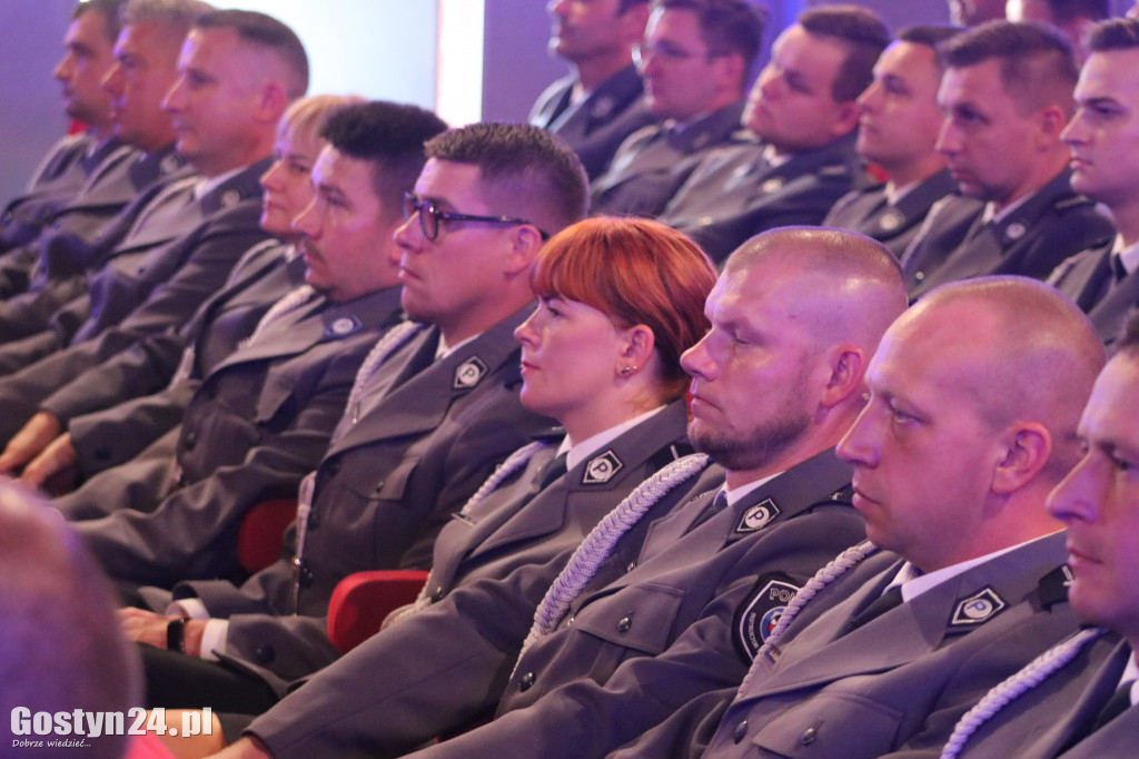 Święto policji w gostyńskim kinie