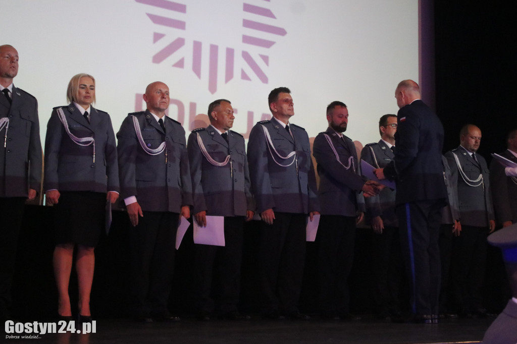 Święto policji w gostyńskim kinie