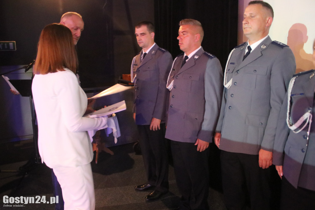 Święto policji w gostyńskim kinie