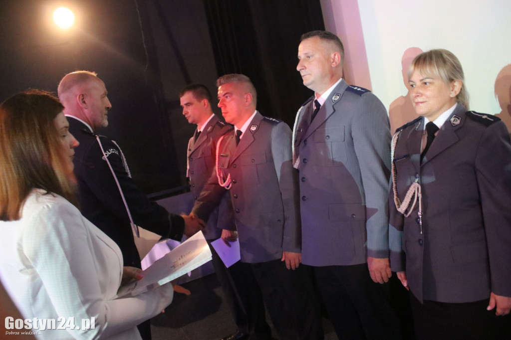 Święto policji w gostyńskim kinie