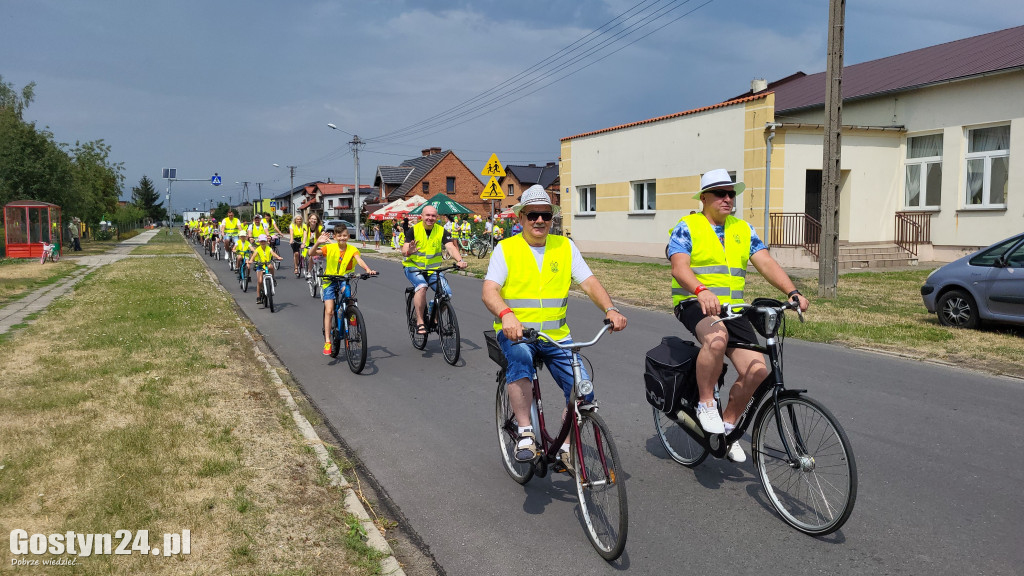 Rowerówka w Łęce Wielkiej, po zdrowie dla Zuzi Suleckiej