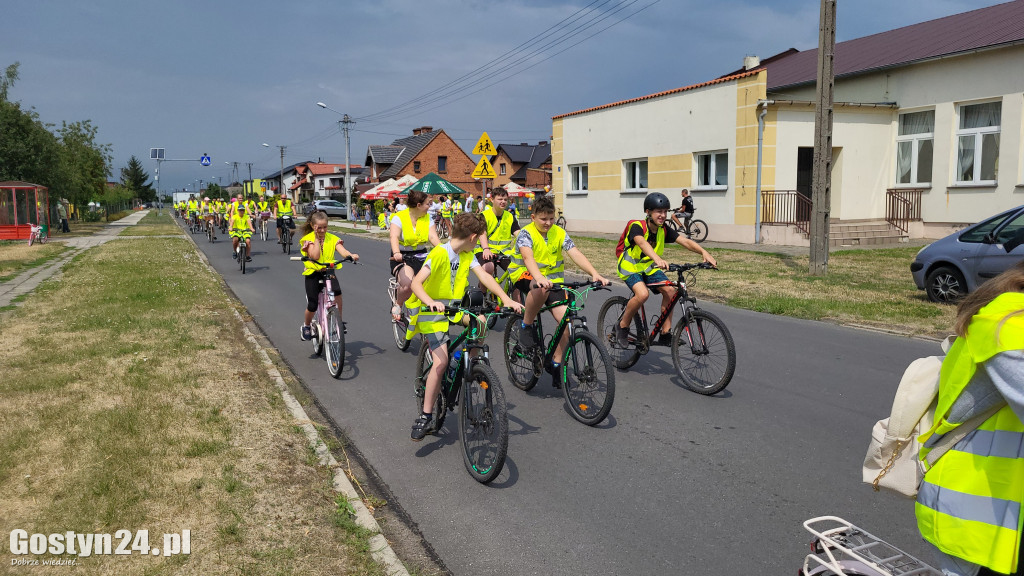 Rowerówka w Łęce Wielkiej, po zdrowie dla Zuzi Suleckiej