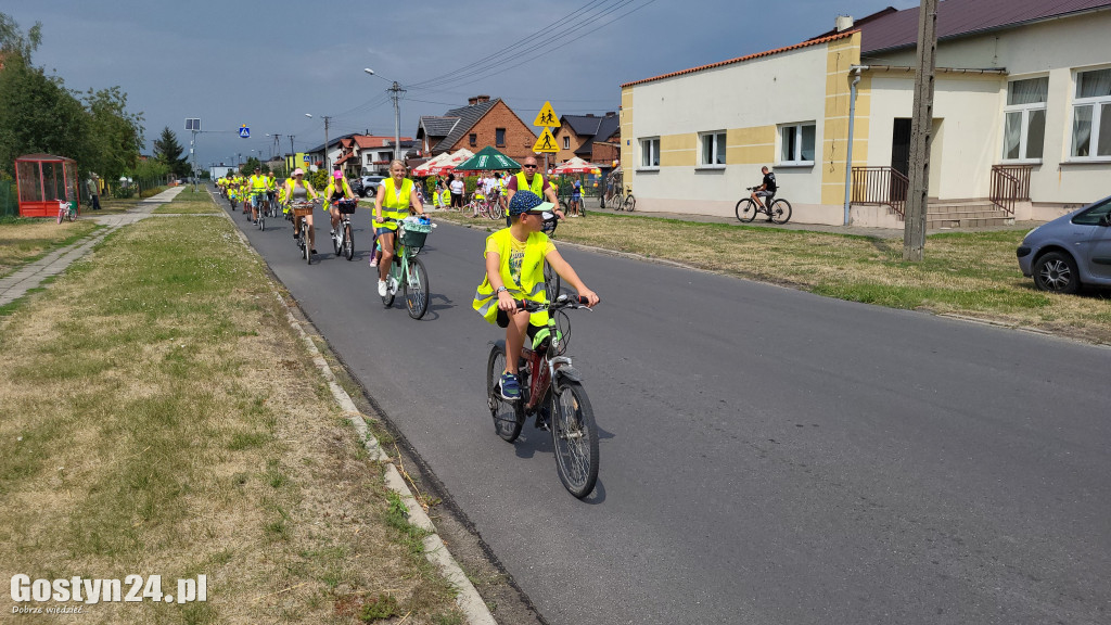 Rowerówka w Łęce Wielkiej, po zdrowie dla Zuzi Suleckiej