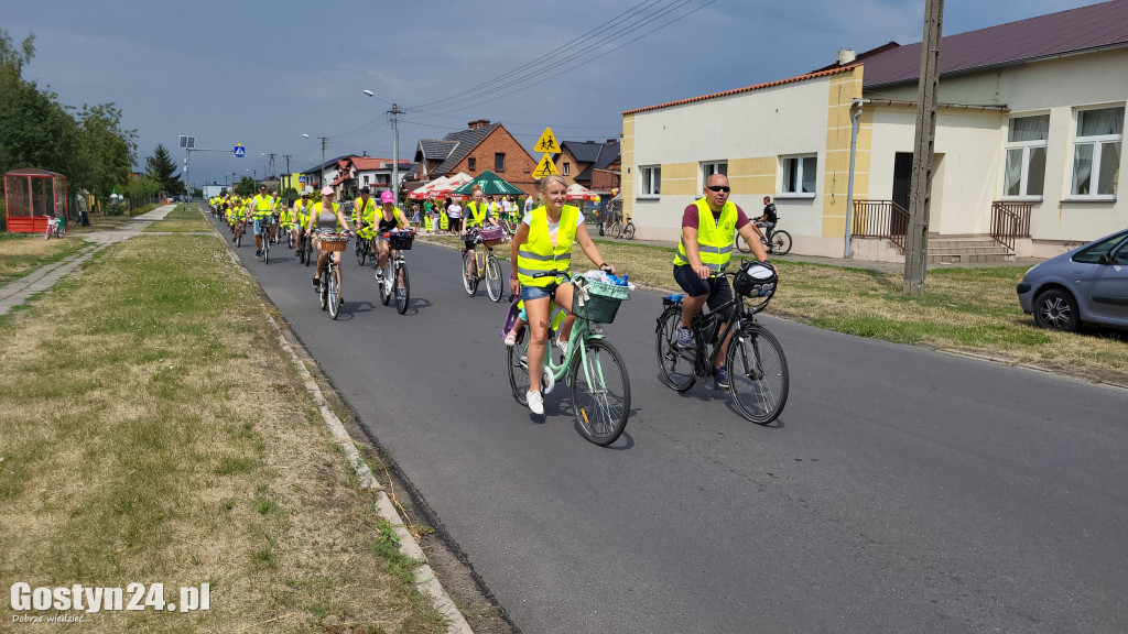 Rowerówka w Łęce Wielkiej, po zdrowie dla Zuzi Suleckiej