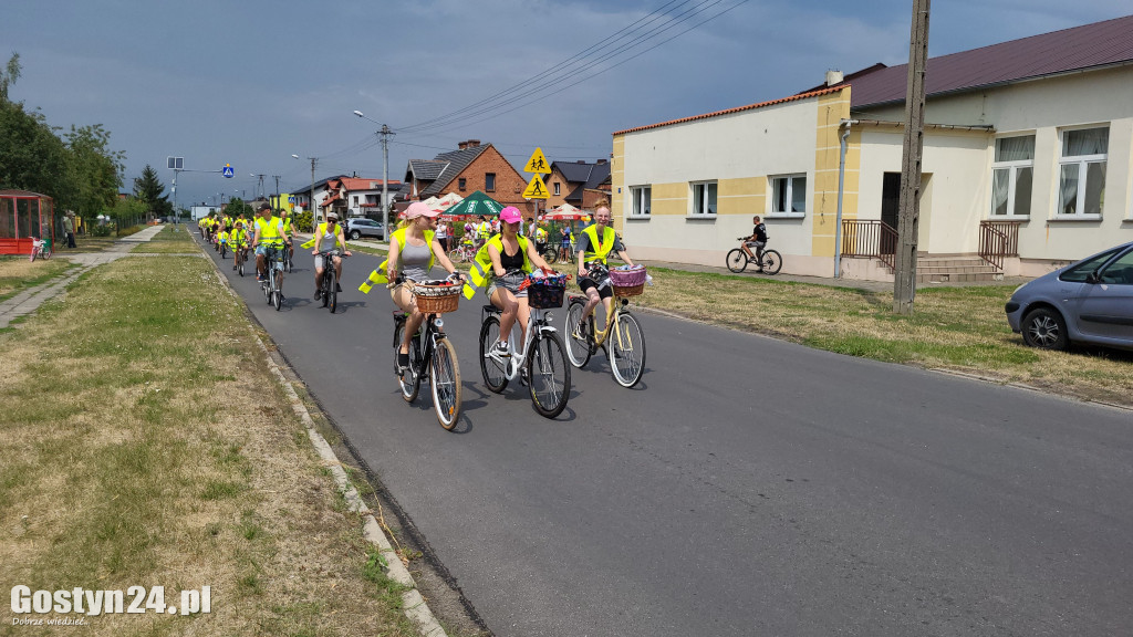 Rowerówka w Łęce Wielkiej, po zdrowie dla Zuzi Suleckiej