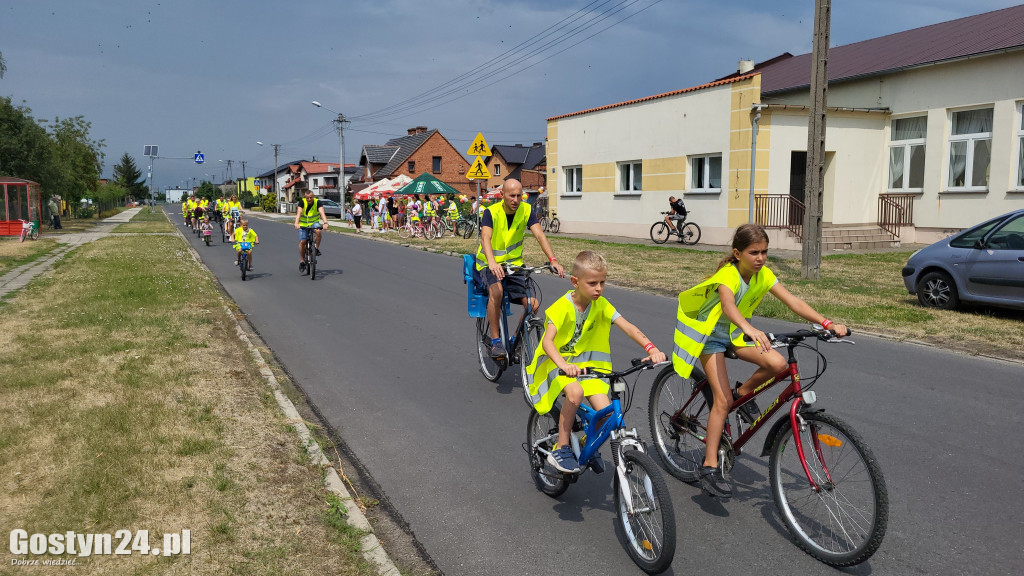 Rowerówka w Łęce Wielkiej, po zdrowie dla Zuzi Suleckiej