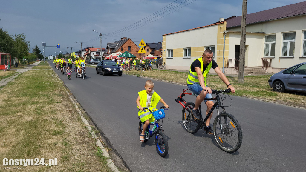 Rowerówka w Łęce Wielkiej, po zdrowie dla Zuzi Suleckiej