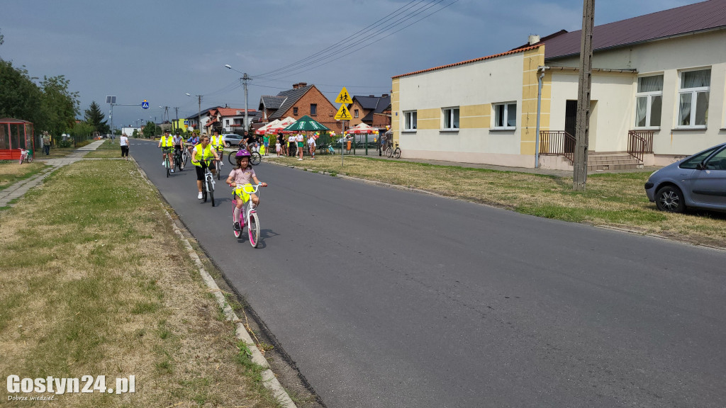Rowerówka w Łęce Wielkiej, po zdrowie dla Zuzi Suleckiej