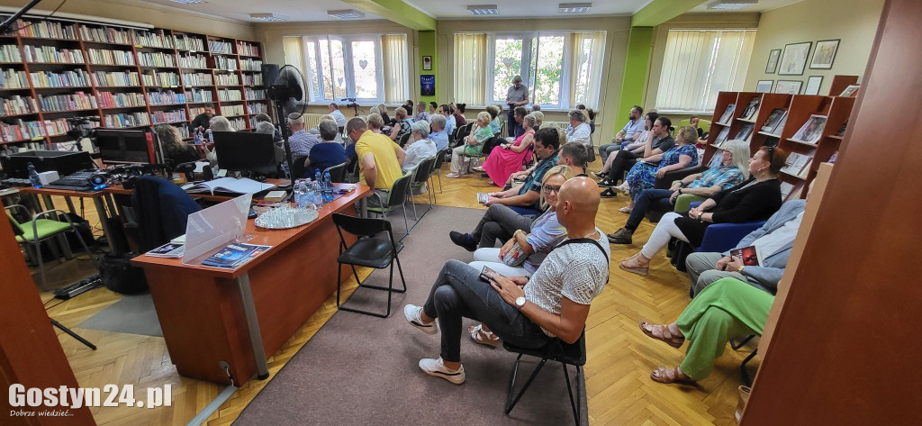 Promocja książki Mistrz Marionetek Grzegorza Skorupskiego