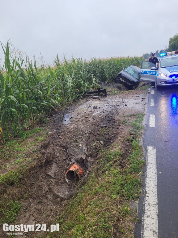Wypadek pijanej 30-latki w Grabonogu