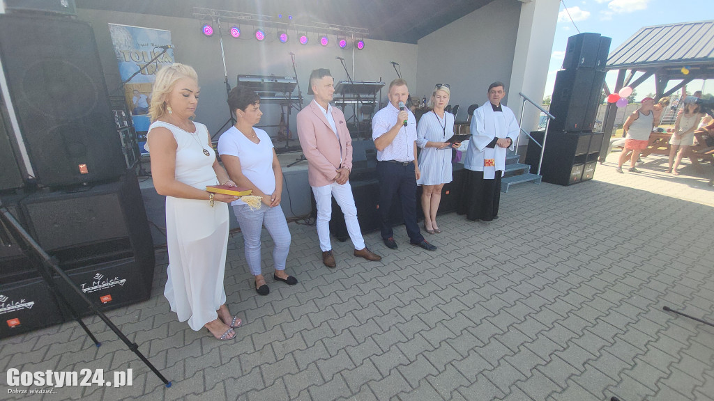 Dożynki, wyścigi wraków i traktorów w Bączylesie
