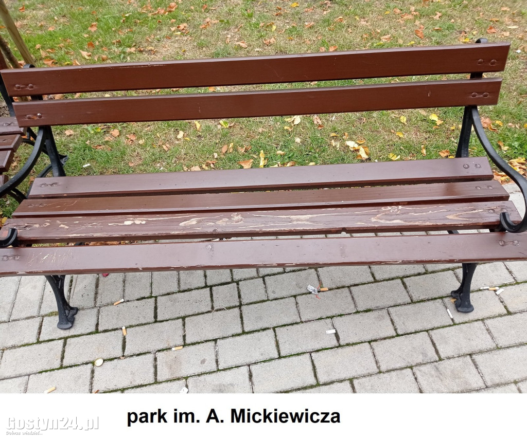 Zniszczenia po weekendzie na boreckich ulicach