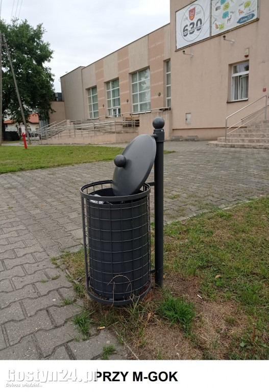 Zniszczenia po weekendzie na boreckich ulicach