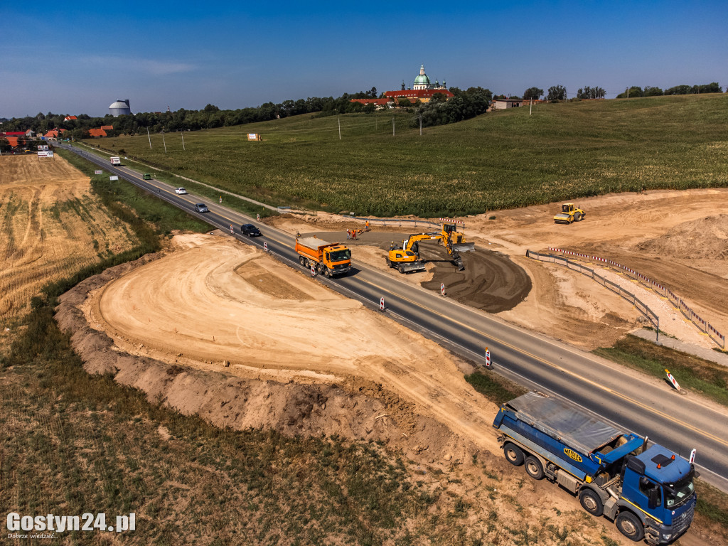Postępy prac przy budowie obwodnicy Gostynia - DW434