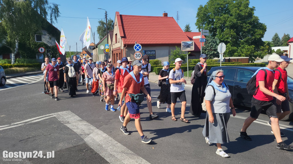 Pielgrzymi przeszli przez powiat gostyński