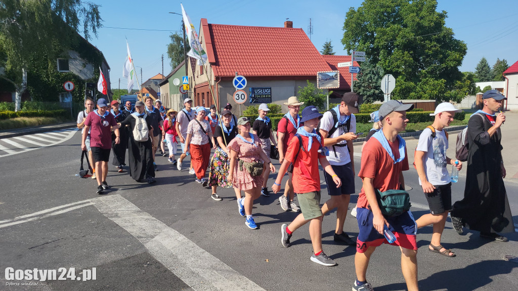 Pielgrzymi przeszli przez powiat gostyński