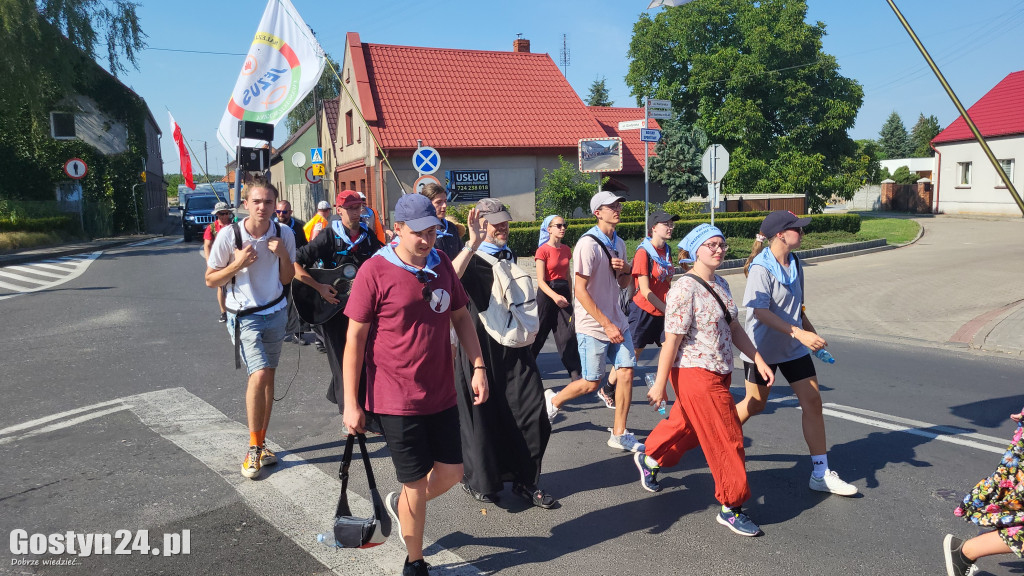 Pielgrzymi przeszli przez powiat gostyński