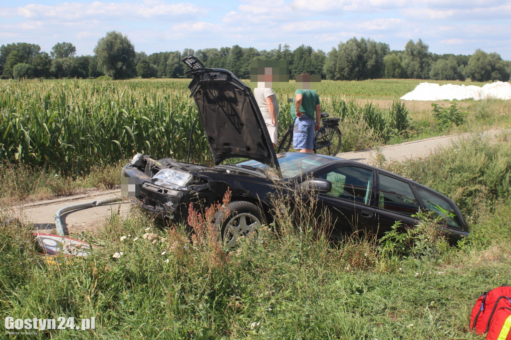 Kolizja na DW 434 w Starej Krobi