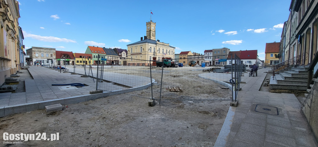 Trwający remont rynku w Krobi