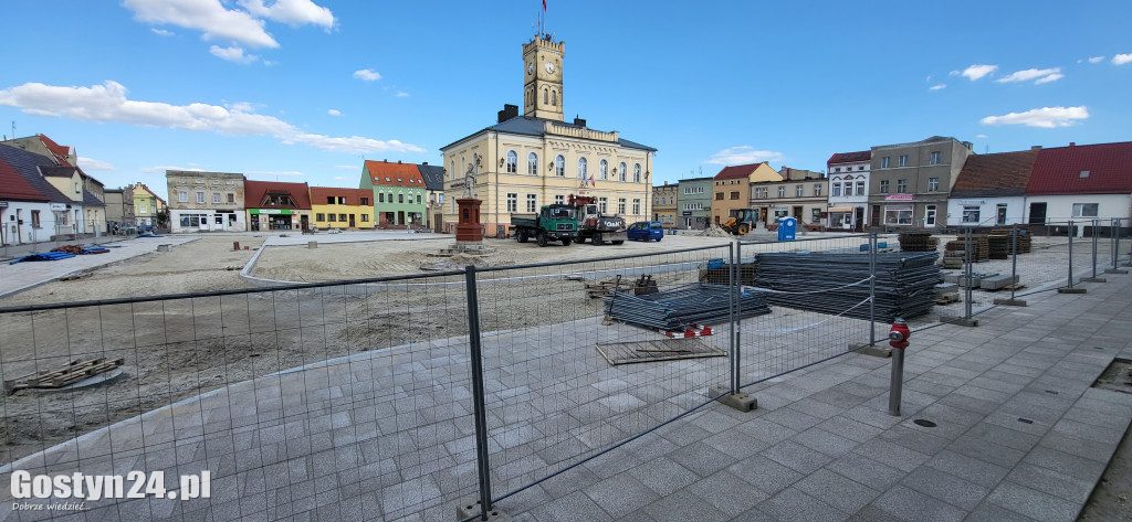 Trwający remont rynku w Krobi
