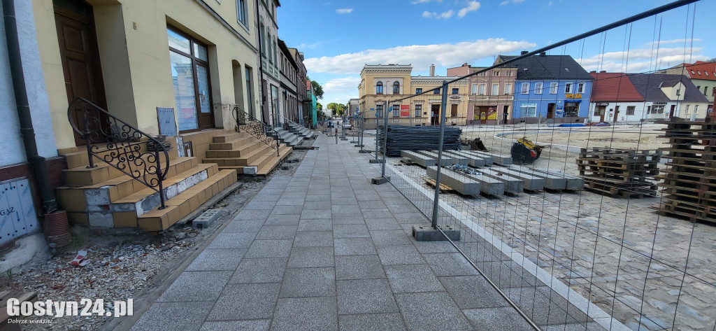 Trwający remont rynku w Krobi